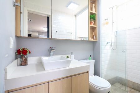 Apartamento à venda com 106m², 3 quartos e 2 vagasBanheiro da Suíte