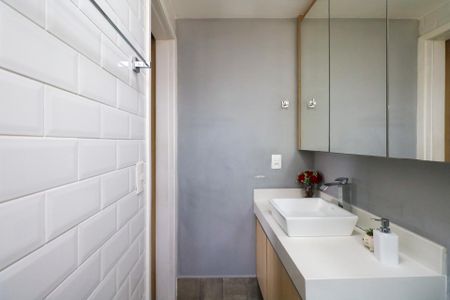 Apartamento à venda com 106m², 3 quartos e 2 vagasBanheiro da Suíte