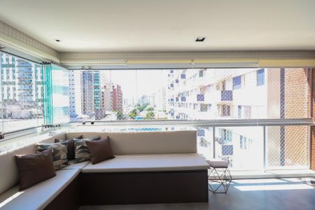 Apartamento à venda com 106m², 3 quartos e 2 vagasVaranda Gourmet