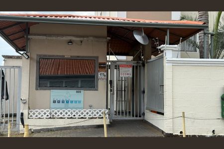 Apartamento para alugar com 49m², 2 quartos e 1 vagaFachada e portaria