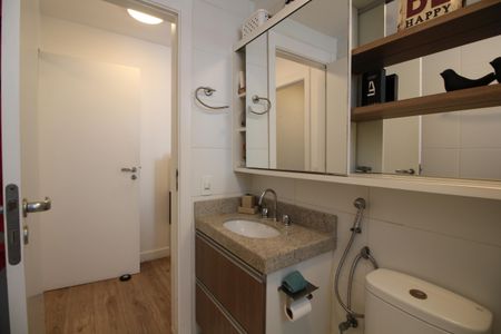 Apartamento à venda com 80m², 2 quartos e 1 vagaBanheiro da Suíte