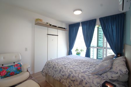 Apartamento à venda com 80m², 2 quartos e 1 vagaSuíte