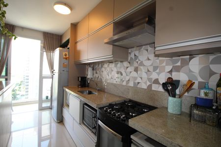 Apartamento à venda com 80m², 2 quartos e 1 vagaBanheiro Social