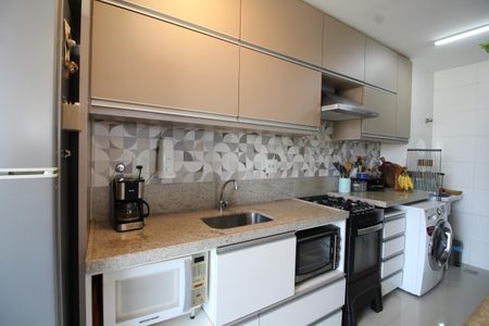 Apartamento à venda com 80m², 2 quartos e 1 vagaBanheiro Social