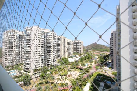 Apartamento à venda com 80m², 2 quartos e 1 vagaSala - Varanda - Vista
