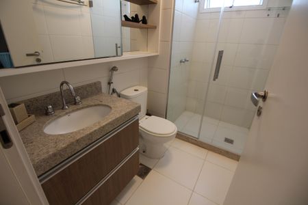 Apartamento à venda com 80m², 2 quartos e 1 vagaBanheiro da Suíte