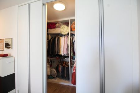 Apartamento à venda com 80m², 2 quartos e 1 vagaCloset da Suíte