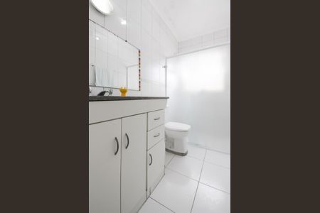 Casa à venda com 202m², 3 quartos e 4 vagasBanheiro Social