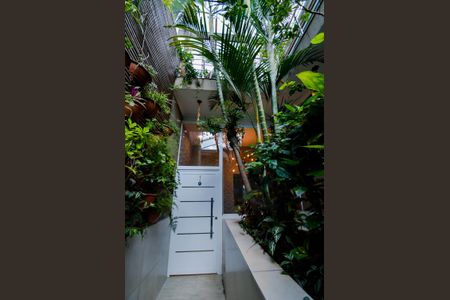 Casa à venda com 200m², 3 quartos e 2 vagas Casa à venda com 200m², 3 quartos e 2 vagasJardim