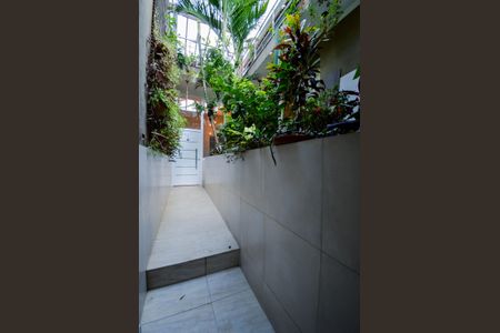 Casa à venda com 200m², 3 quartos e 2 vagas Casa à venda com 200m², 3 quartos e 2 vagasJardim