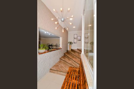 Casa à venda com 200m², 3 quartos e 2 vagas Casa à venda com 200m², 3 quartos e 2 vagasEntrada da Sala