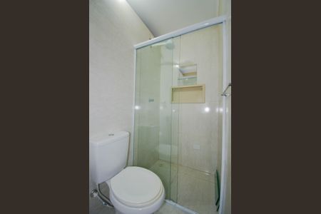 Casa à venda com 200m², 3 quartos e 2 vagas Casa à venda com 200m², 3 quartos e 2 vagasBanheiro da Suíte 1