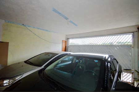 Casa à venda com 200m², 3 quartos e 2 vagas Casa à venda com 200m², 3 quartos e 2 vagasGaragem