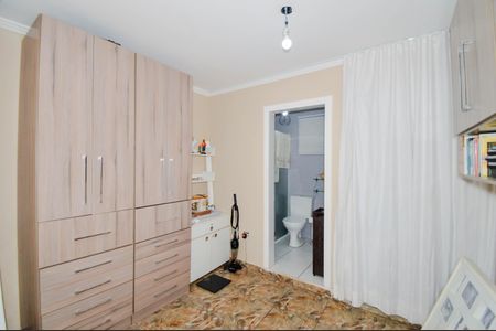 Casa à venda com 200m², 3 quartos e 2 vagas Casa à venda com 200m², 3 quartos e 2 vagasSuíte 3 + Banheiro Suíte