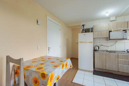 Apartamento à venda com 43m², 2 quartos e 1 vaga Apartamento à venda com 43m², 2 quartos e 1 vagaCozinha