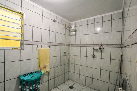 Casa à venda com 166m², 3 quartos e 2 vagas Casa à venda com 166m², 3 quartos e 2 vagasBanheiro Social