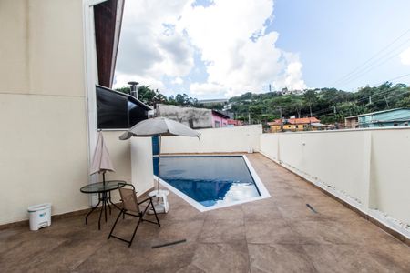 Casa de condomínio à venda com 97m², 3 quartos e 1 vaga Casa de condomínio à venda com 97m², 3 quartos e 1 vagaPiscina