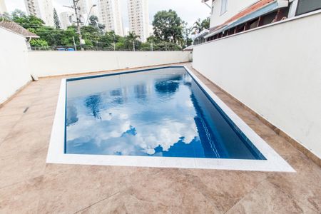 Casa de condomínio à venda com 97m², 3 quartos e 1 vaga Casa de condomínio à venda com 97m², 3 quartos e 1 vagaPiscina