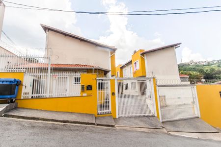 Casa de condomínio à venda com 97m², 3 quartos e 1 vaga Casa de condomínio à venda com 97m², 3 quartos e 1 vagaVista da Rua