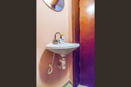 Casa de condomínio à venda com 97m², 3 quartos e 1 vaga Casa de condomínio à venda com 97m², 3 quartos e 1 vagaLavabo