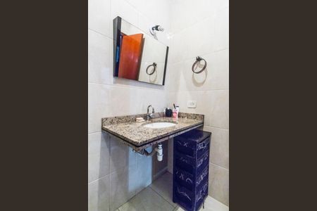 Casa de condomínio à venda com 97m², 3 quartos e 1 vaga Casa de condomínio à venda com 97m², 3 quartos e 1 vagaBanheiro