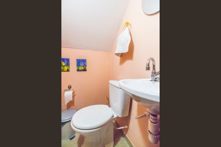 Casa de condomínio à venda com 97m², 3 quartos e 1 vaga Casa de condomínio à venda com 97m², 3 quartos e 1 vagaLavabo