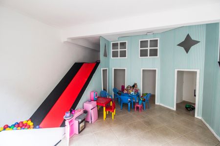 Casa de condomínio à venda com 97m², 3 quartos e 1 vaga Casa de condomínio à venda com 97m², 3 quartos e 1 vagaBrinquedoteca