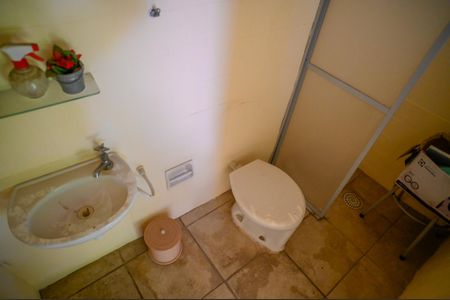 Casa à venda com 195m², 3 quartos e 2 vagas Casa à venda com 195m², 3 quartos e 2 vagasBanheiro de Serviço