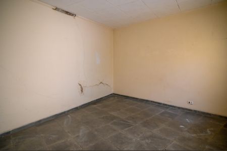 Casa à venda com 195m², 3 quartos e 2 vagas Casa à venda com 195m², 3 quartos e 2 vagasEdícula - Quarto