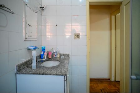 Casa à venda com 195m², 3 quartos e 2 vagas Casa à venda com 195m², 3 quartos e 2 vagasBanheiro