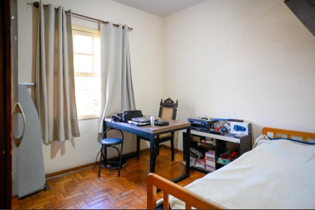 Casa à venda com 195m², 3 quartos e 2 vagas Casa à venda com 195m², 3 quartos e 2 vagasQuarto 2