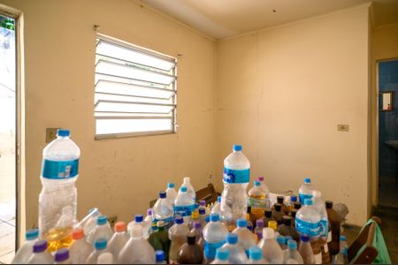 Casa à venda com 195m², 3 quartos e 2 vagas Casa à venda com 195m², 3 quartos e 2 vagasEdícula - Sala