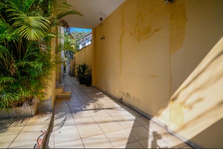 Casa à venda com 195m², 3 quartos e 2 vagas Casa à venda com 195m², 3 quartos e 2 vagasGaragem