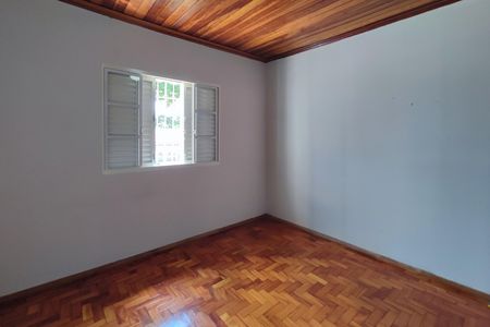 Casa à venda com 142m², 4 quartos e 2 vagasQuarto 1