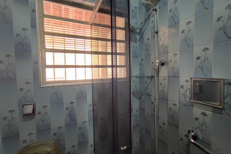 Casa à venda com 142m², 4 quartos e 2 vagasBanheiro
