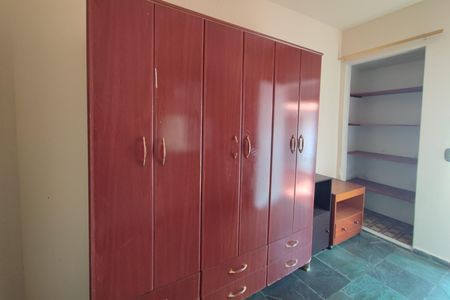 Casa à venda com 142m², 4 quartos e 2 vagasEdícula - Quarto