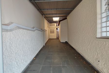 Casa à venda com 142m², 4 quartos e 2 vagasQuintal - Garagem