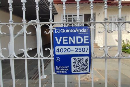 Casa à venda com 142m², 4 quartos e 2 vagasPLACA INSTALADA NA FACHADA