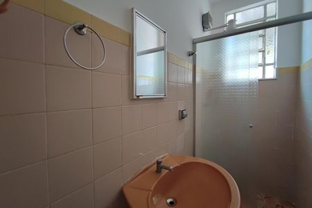 Casa à venda com 142m², 4 quartos e 2 vagasEdícula - Banheiro