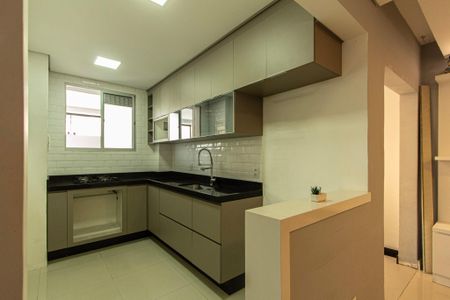 Apartamento para alugar com 90m², 2 quartos e 1 vaga Apartamento para alugar com 90m², 2 quartos e 1 vagaCozinha