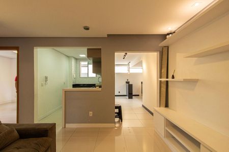 Apartamento para alugar com 90m², 2 quartos e 1 vaga Apartamento para alugar com 90m², 2 quartos e 1 vagaSala
