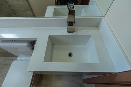 Apartamento para alugar com 90m², 2 quartos e 1 vaga Apartamento para alugar com 90m², 2 quartos e 1 vagaBanheiro