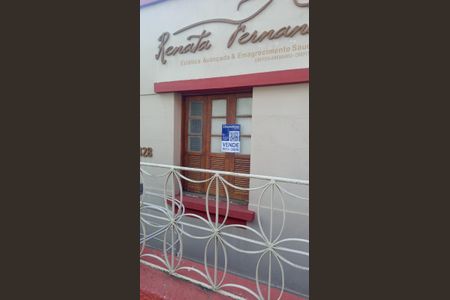 Casa à venda com 450m², 3 quartos e 4 vagasplaquinha instalada