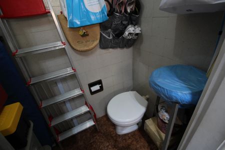 Apartamento à venda com 100m², 2 quartos e 2 vagasBanheiro de Serviço