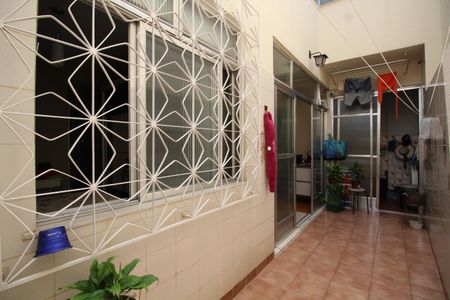 Apartamento à venda com 100m², 2 quartos e 2 vagasÁrea Externa