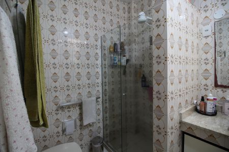 Apartamento à venda com 100m², 2 quartos e 2 vagasBanheiro Social