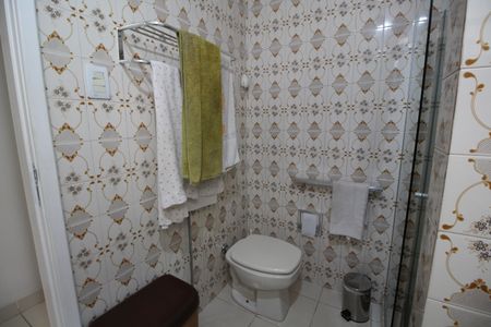 Apartamento à venda com 100m², 2 quartos e 2 vagasBanheiro Social