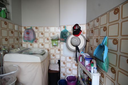 Apartamento à venda com 100m², 2 quartos e 2 vagasÁrea de Serviço