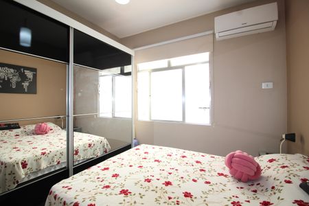 Apartamento à venda com 100m², 2 quartos e 2 vagasQuarto 1