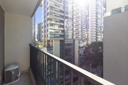 Studio à venda com 25m², 1 quarto e sem vaga Studio à venda com 25m², 1 quarto e sem vagaVista/Varanda